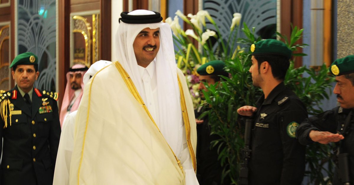 Qatar approves draft law granting permanent residency to some expatriates