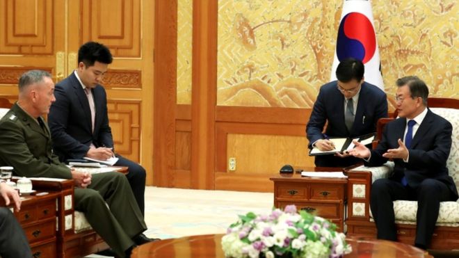 North Korea crisis: South's leader in plea to avoid war - BBC News