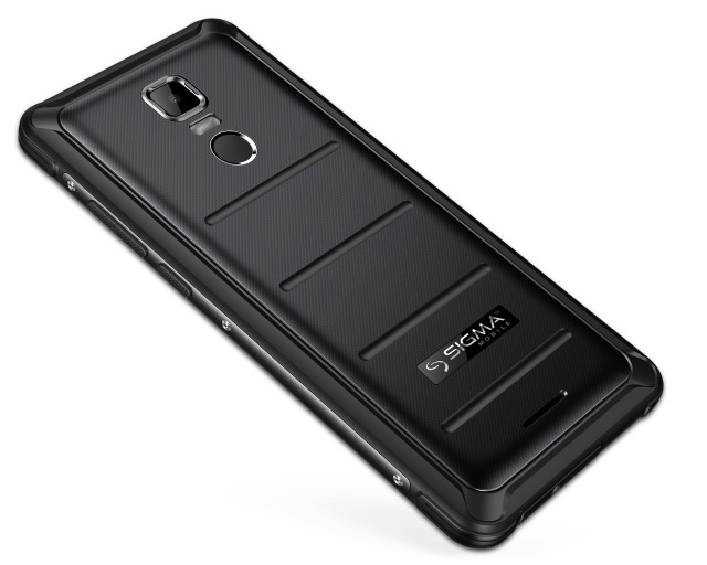 Sigma mobile X-treme PQ37 with IP68 protection rating